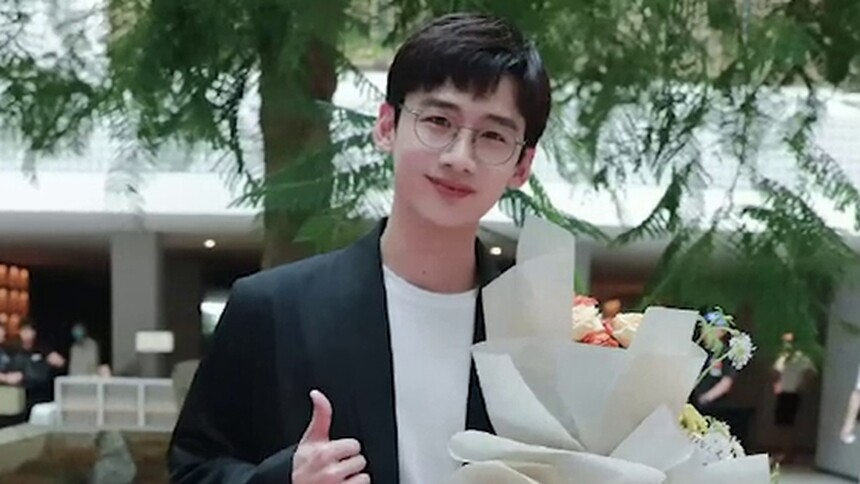 杀青！白敬亭赵今麦新剧《开端》顺利杀青