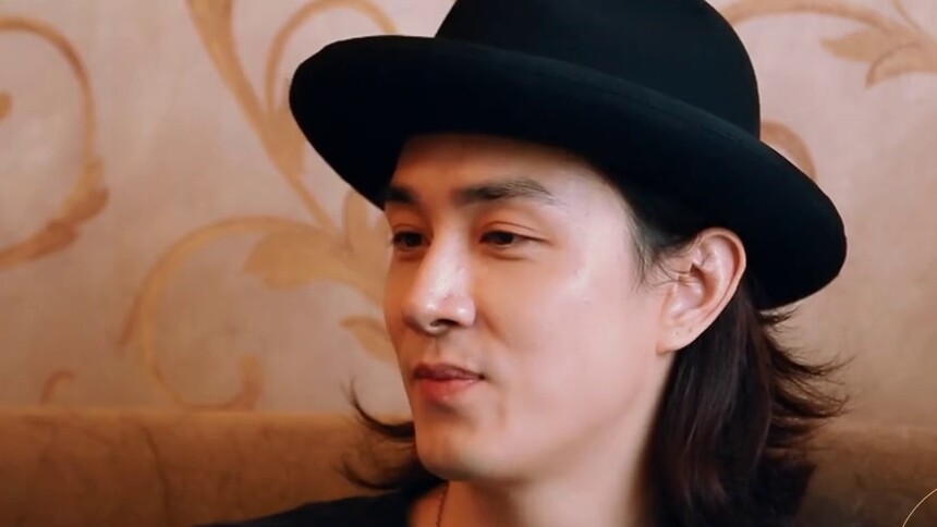 李承铉戚薇谈爱情观 呆萌李承铉乱认“丈夫”