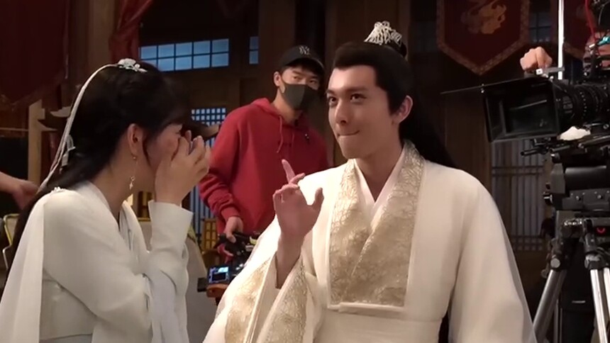 《亲爱的吾兄》彩蛋：超甜吻戏幕后揭秘！赵英博吴芊盈太可爱了