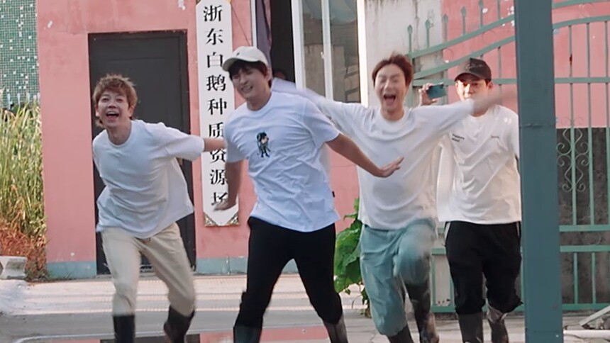 张远王铮亮“对鹅弹琴” 乡村直播快乐到起飞