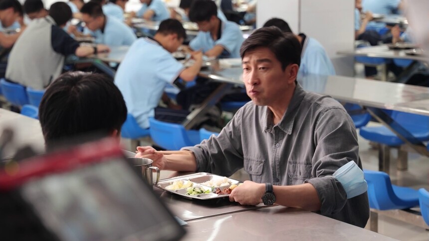 《大考》花絮：王千源大口炫饭