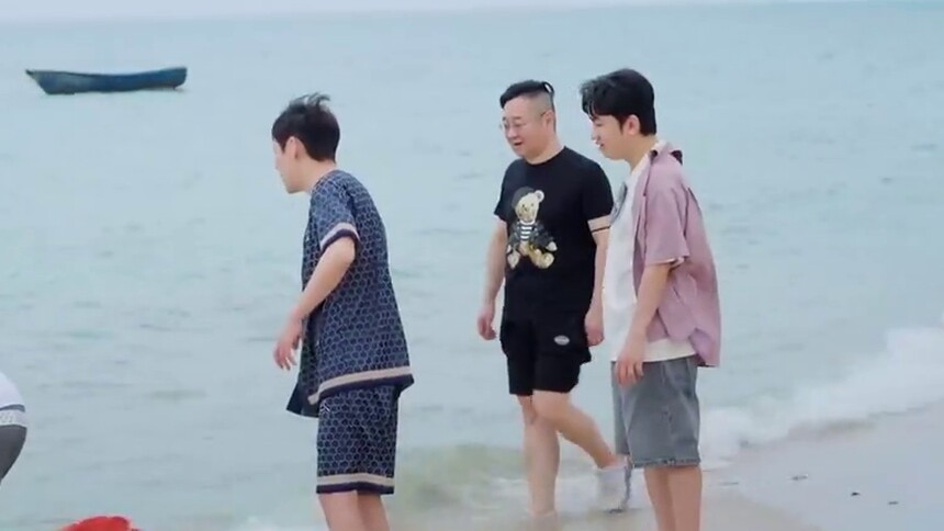 《向往的生活6》7月22日看点：老友张绍刚再来蘑菇屋展现新体验 王祖蓝龚俊解锁海上活动感受如何？