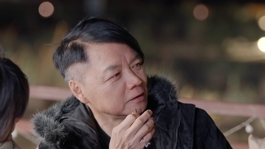 艾威送麻将祝福Lisa“再婚”？张婉婷浮夸式表演哭脸名场面