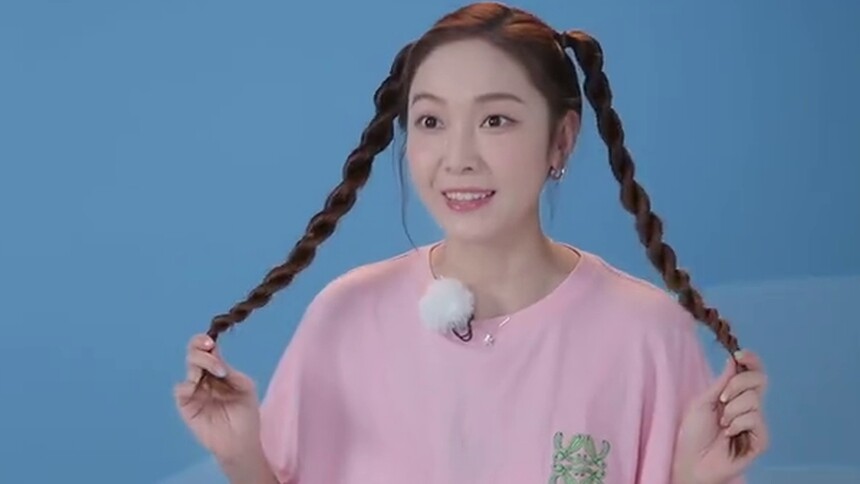 暖心张俪送Jessica专属月饼