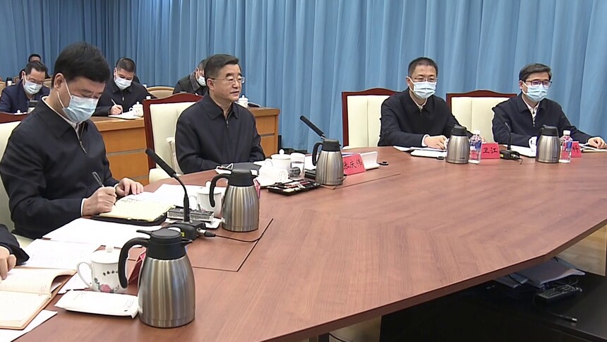 张庆伟在视频连线接谈信访群众时强调 以“事不在小关键在办”的态度 办好办实事关群众切身利益事情