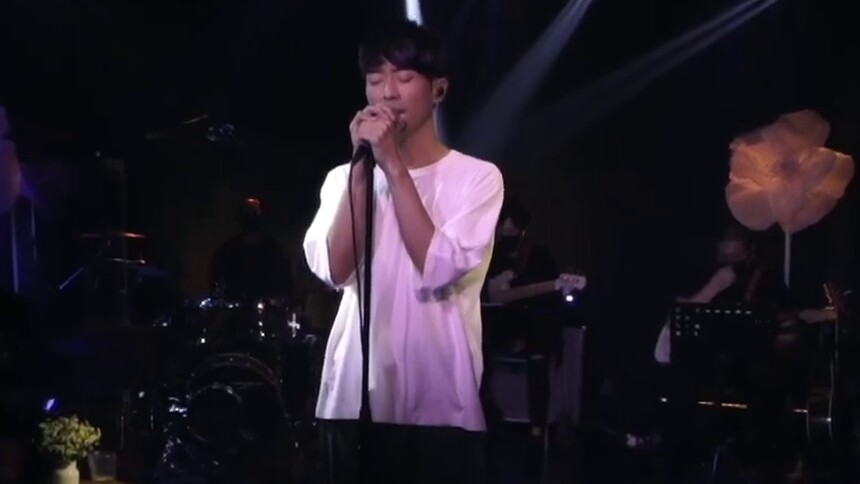 张栋梁《你们还好吗》在线音乐会：《现在你是怎样的人？》