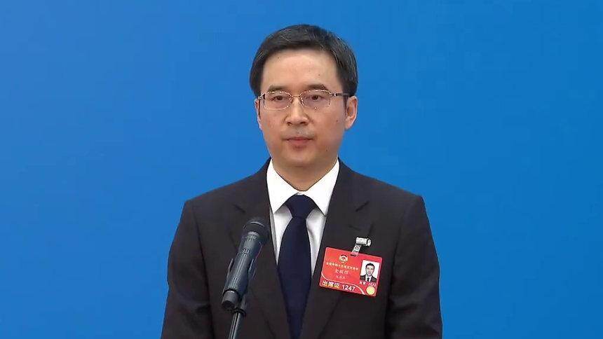 两会速递丨金鹏辉委员：新的金融支持降碳体系正在形成