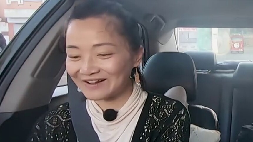 郭柯宇送章贺镯子？小心思被章贺秒识破