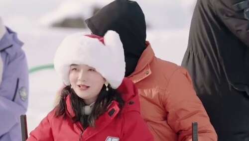 雪地游戏欢乐多 David吴雅婷默契十足！