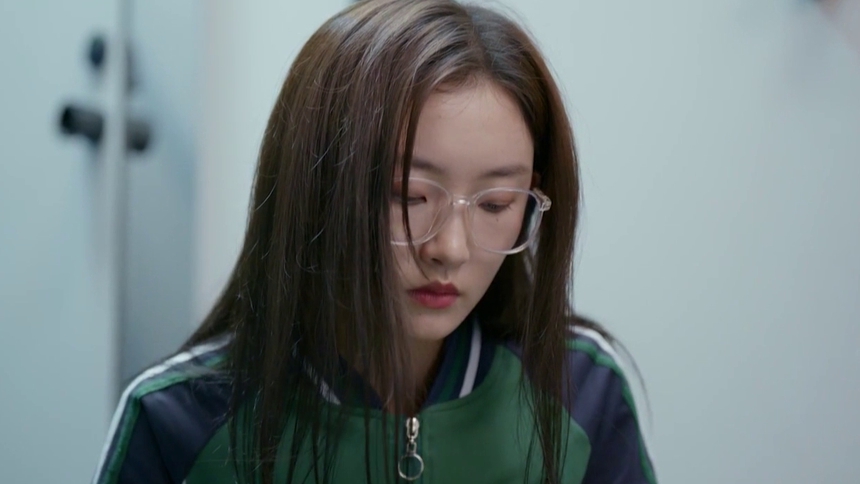 《反转人生》先导预告 周依然索吻马思超被拒？