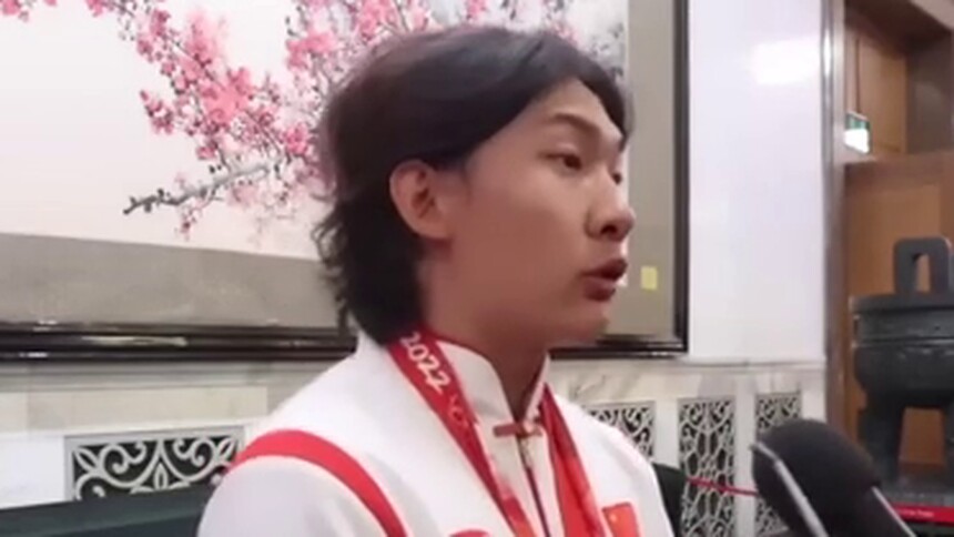 苏翊鸣：会参加更多比赛为国争光