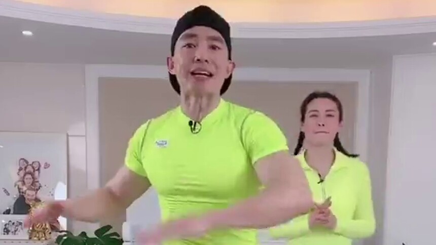 【燃烧吧卡路里】谭松韵投资的健身器里住着刘畊宏？现在连电视剧里都是刘畊宏男孩女孩？