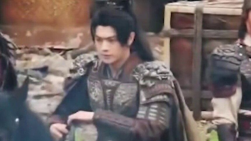 鲜衣怒马！许凯《乐游原》骑马路透视频曝光