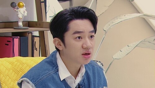 王祖蓝与爸爸破冰瞬间 11年来的首次交流