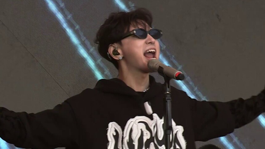 魏巡《太阳 云 海 山》