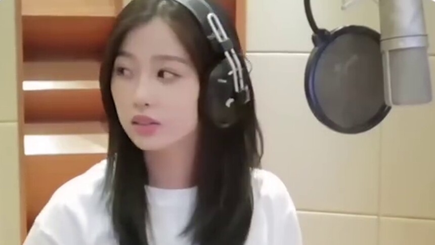 可可爱爱！虞书欣分享为《小马宝莉》配音vlog