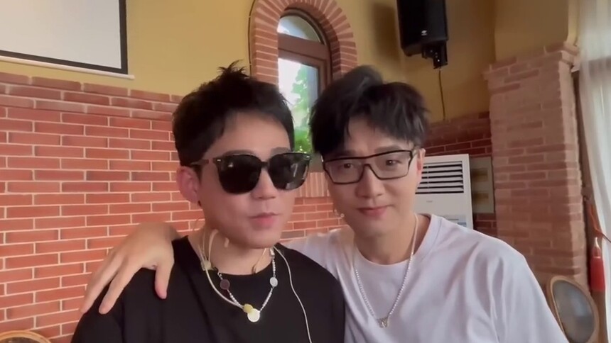 苏醒舟车劳顿后与0713男团的爆笑日常