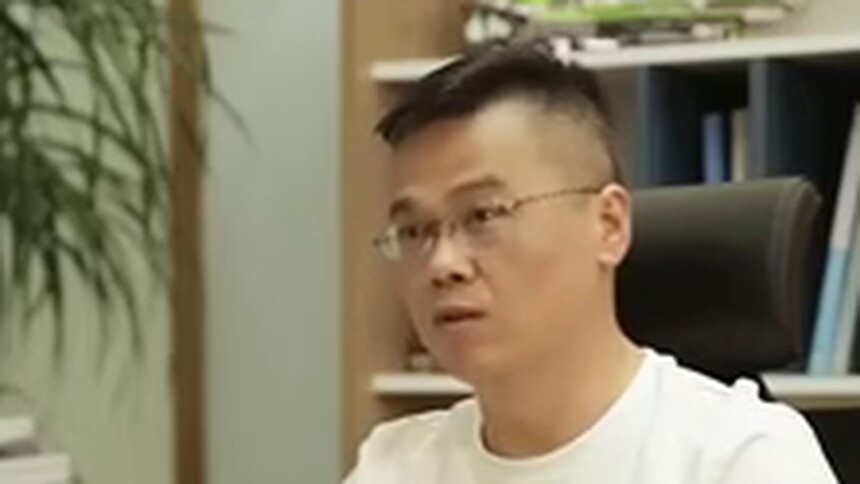 王成刚编剧：卫丞和金燕子如春笋般向阳而生