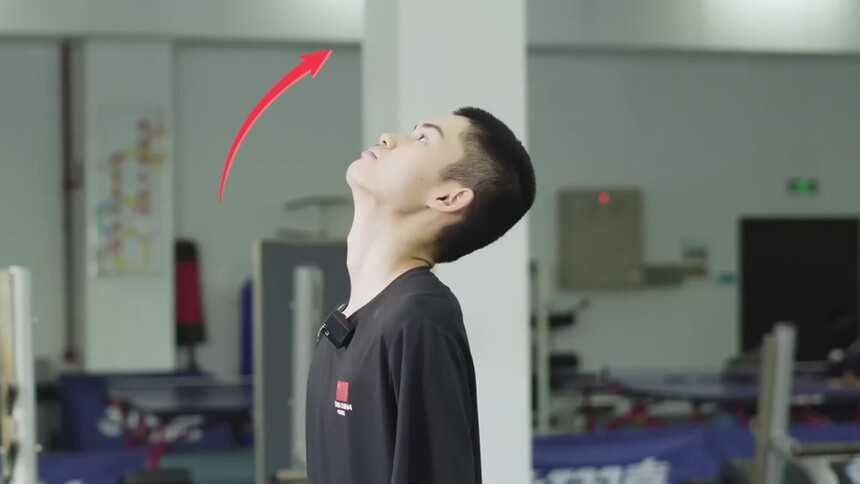 科学健身周周练：肩颈不适 跟着盛李豪练起来