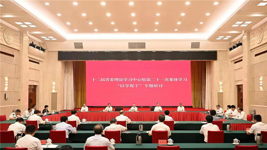 沈晓明在主持十二届省委理论学习中心组第二十一次集体学习“以学促干”专题研讨时强调 落细落实学思想强党性重实践建新功总要求 把学习成果转化为推动发展的积极成效 毛伟明 毛万春出席
