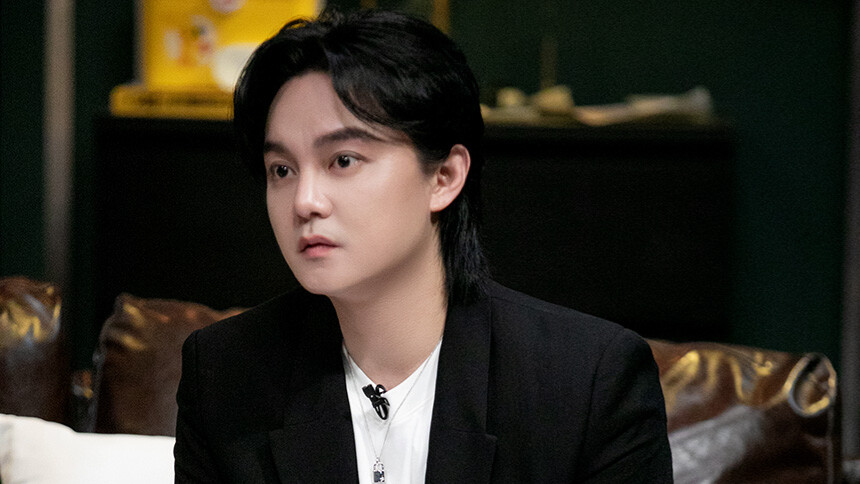 助力团头脑风暴！谭卓尹正猜想整容流行语