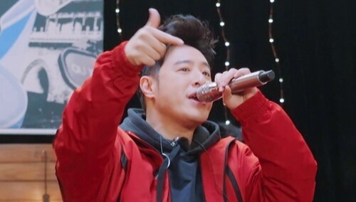 潘玮柏再唱《壁虎漫步》 童年回忆杀来了！