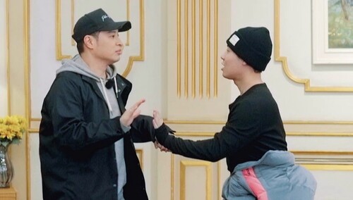 《去炫吧！乐派》1月28日看点：乐派团东北开唱！潘玮柏杨长青舞蹈班开课了