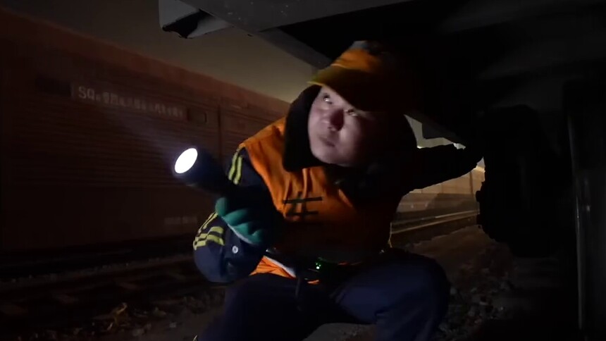 列检场上的“跑闸人”