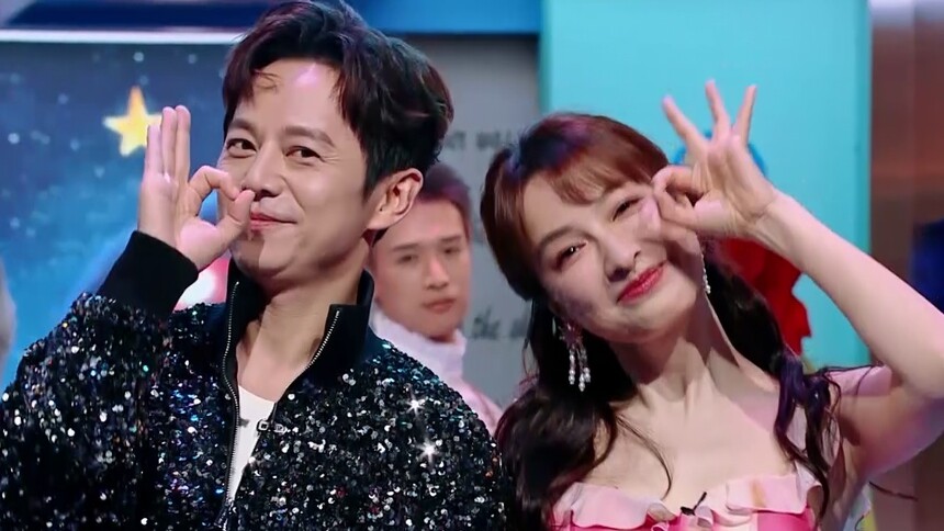 老友见面！何炅吴昕牵手转圈