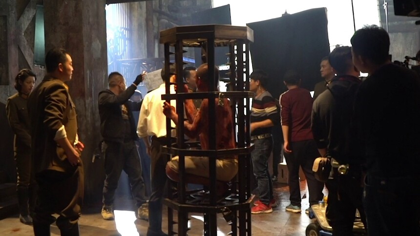 《刀尖》新特辑 酷刑惊心场面让观众“隔着银幕喊疼”