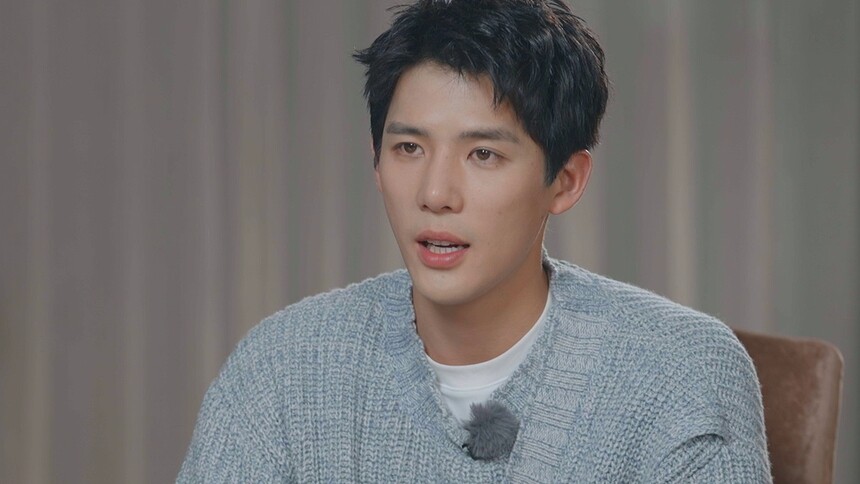 《花儿与少年·丝路季》超长花絮第3期（上）：花少团吐鲁番式看星星 迪丽热巴王安宇悄悄话大揭秘