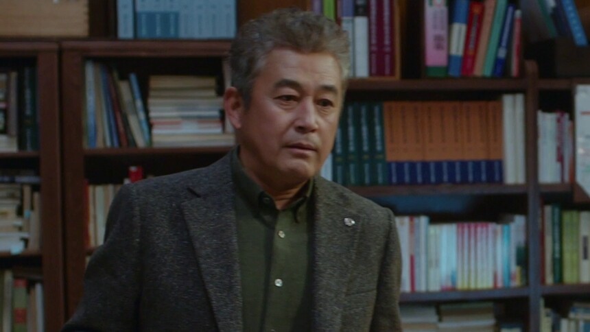 陈辉和院长说话，放下对姐姐的执念