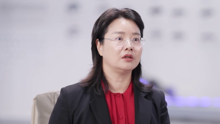 强信心·奔跑者｜刘静瑜：竞速奔跑 锂电行业的“她”力量