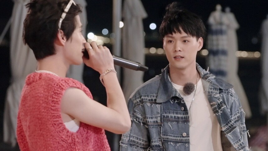 《飞驰吧！少年 第二季》12月9日看点：赛前放松海边嗨玩 董又霖谢彬彬犀利发问