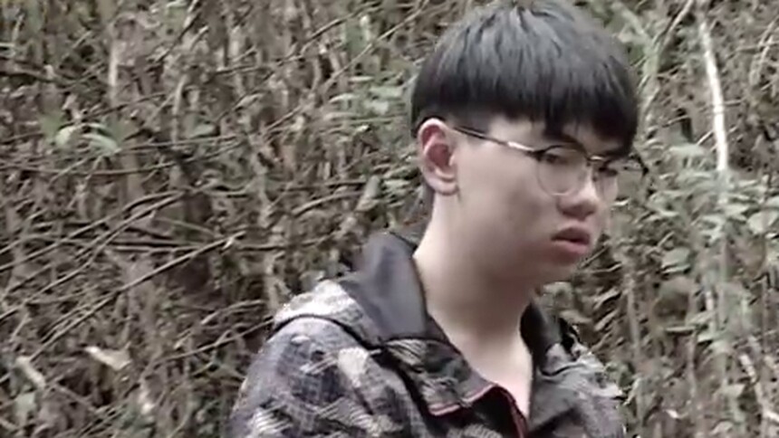 变形计第十七季彩蛋：被河水眷顾的男孩，黄初一张晟骏上演现实版荒野求生
