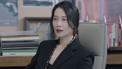 《女士的品格》第5集看点：姚薇怀孕被上司戳穿，上司挖来安欣和姚薇竞争