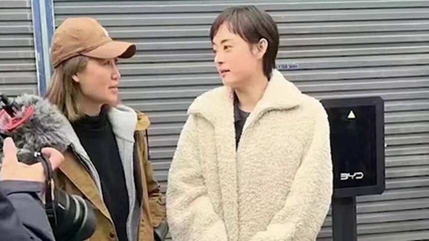 孙俪温州拍戏被偶遇 造型气质干练