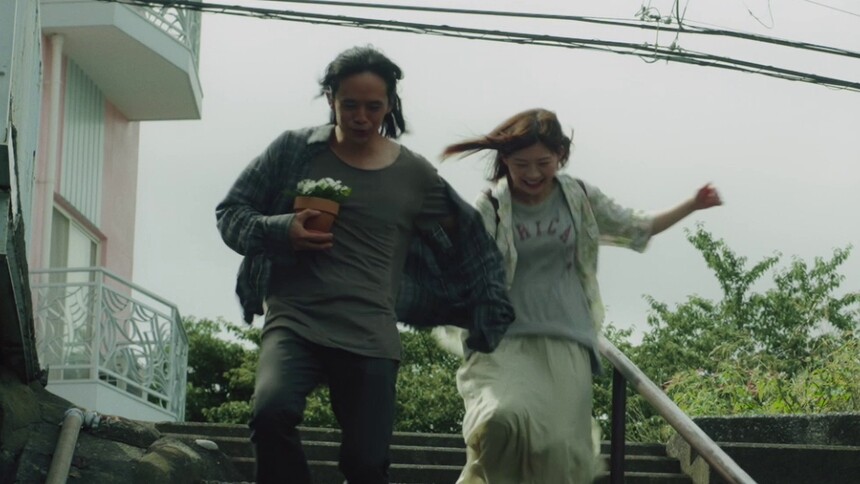 《稍微想起一些》终极预告 天台浪漫记录美好曾经
