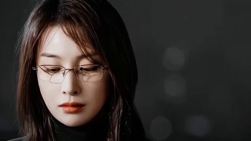 女版“斯文败类”，这样的高启兰你不爱吗？
