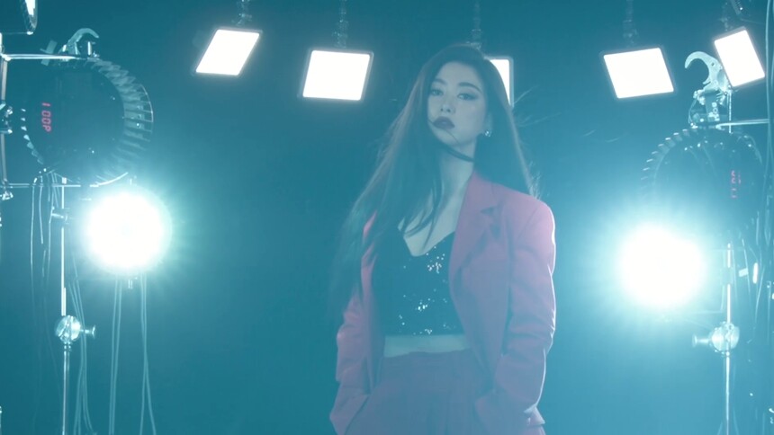 《乘风2023》芭莎大片·朱珠