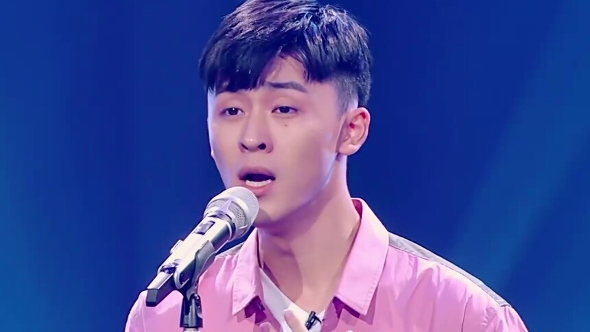 19岁的淳厚男中音，梁朋杰《恰似你的温柔》超稳！