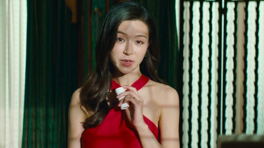 《消失的她》“李木子”特辑 “蛇蝎美人”文咏珊酒瓶砸头