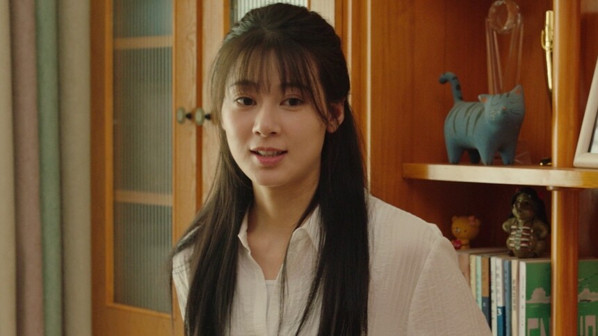 关荷帮罗琦琦处理伤口