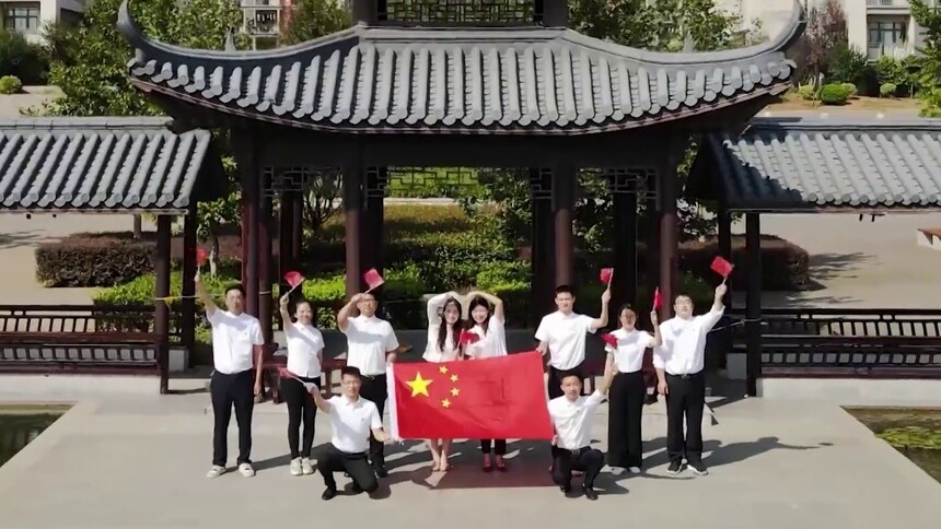 青春心向党 一起向未来（唐靖棉、赵宇阳）