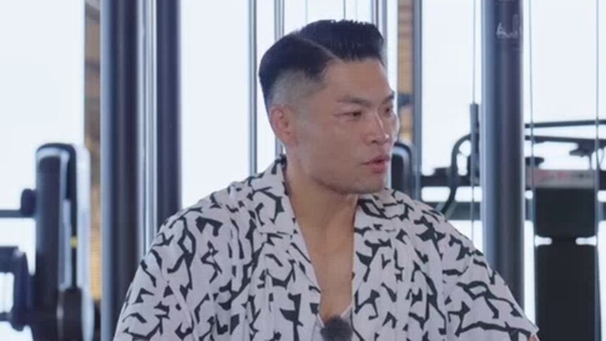 李玖哲承认自己是“显眼包”