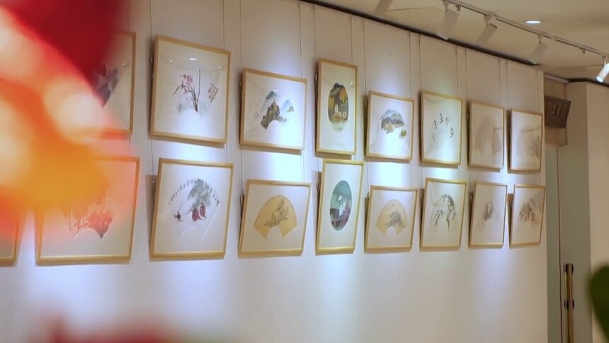 “清风徐来——诗书画扇面五人展”在京展出
