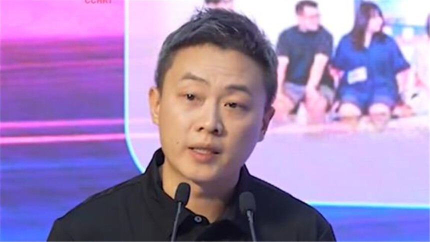 “微短剧论坛”【嘉宾金句】刘幕天：尝试打破传统拍摄中的场景限制，放大芒系爆款剧综IP的衍生开发，为品牌提供长短互补的策略