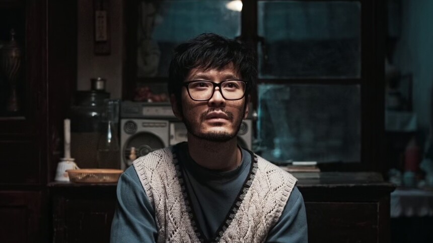 《戴假发的人》预售开启 黄晓明善恶难辨诠释多面人生