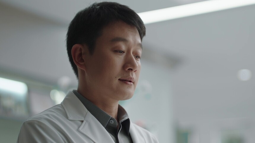 郝有嘉正式离职，彭浩东含泪告别