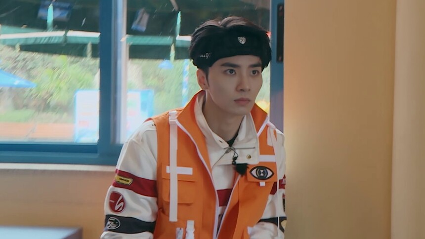 彩蛋：他尽力了！吴希泽花式躲猎人